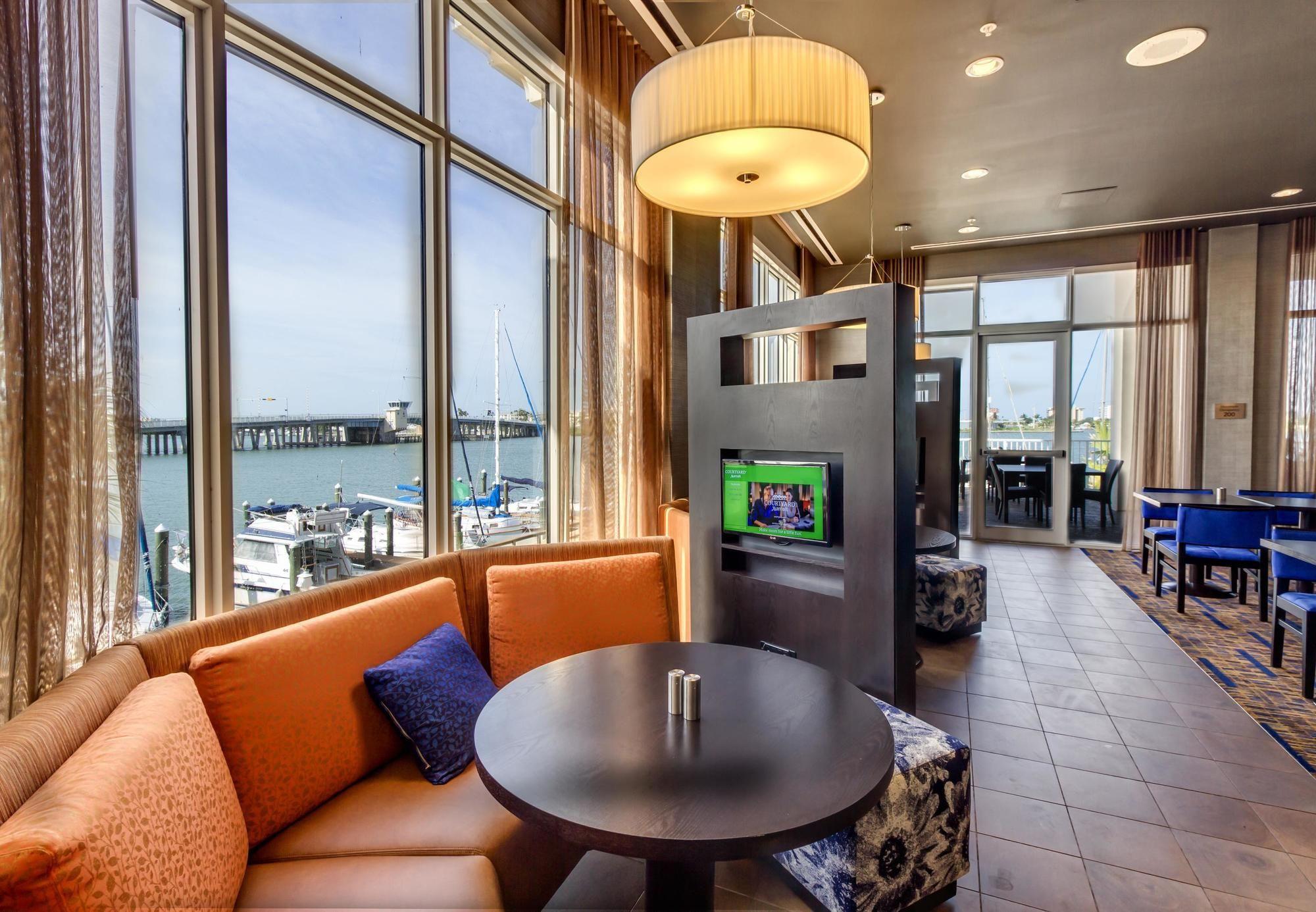 Courtyard By Marriott St. Petersburg Clearwater/Madeira Beach Zewnętrze zdjęcie